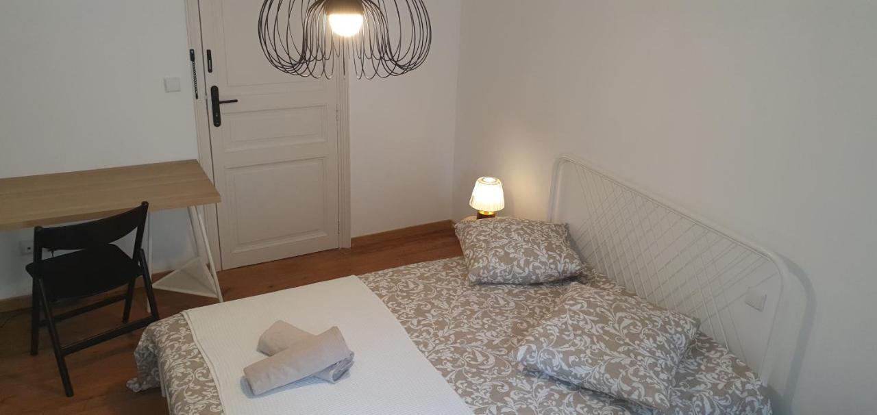 Santocha : Appartement En Plein Coeur De Ville ! 카르카손 외부 사진