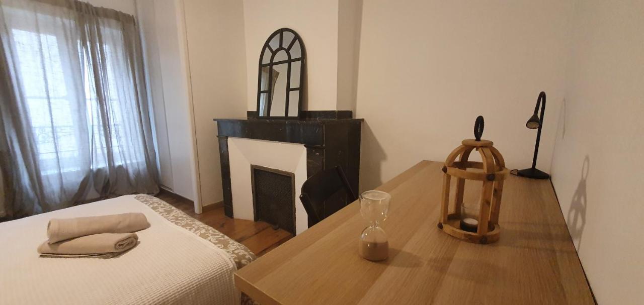 Santocha : Appartement En Plein Coeur De Ville ! 카르카손 외부 사진